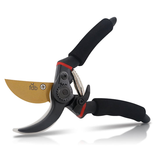 Premium Garden Secateurs - Titanium Bypass